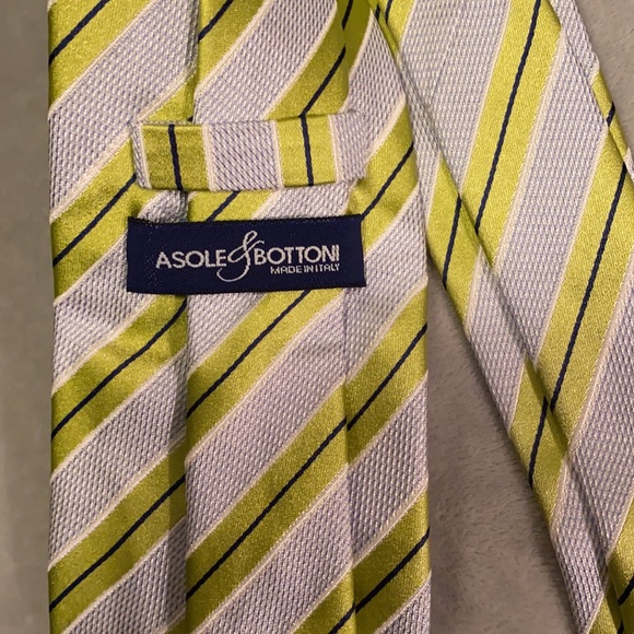 ASOLE & BOTTONI SILK TIE MADE IN ITALY NO STAINS, COMES FROM SMOKE FREE HOME - Picture 2 of 3